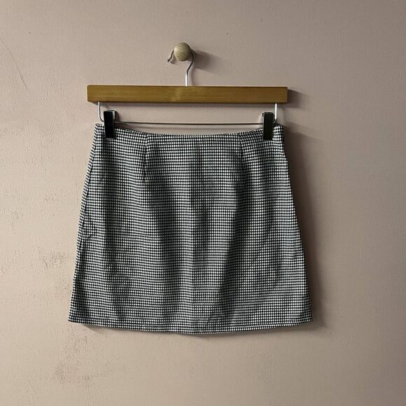 Forever 21 Houndstooth Mini Skirt Size S NWT - Picture 9 of 12